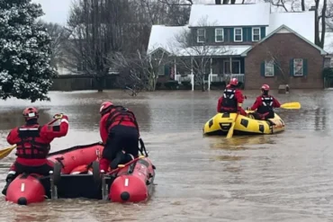 At least nine dead in US floods and heavy rain